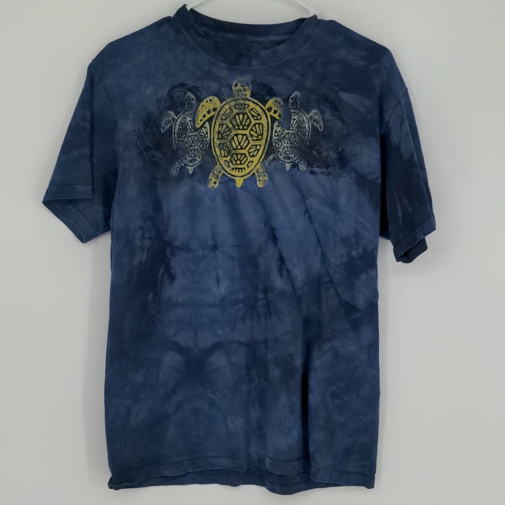 The Mountain Women's Turtle Blue Tie Dye Tee‎ shirt Short Sleeve Size Medium